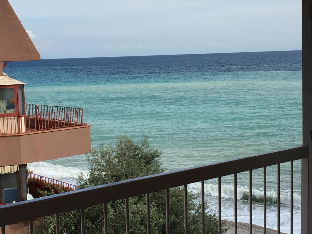 Apartment Sillemi - Casa Sille Letojanni Dış mekan fotoğraf