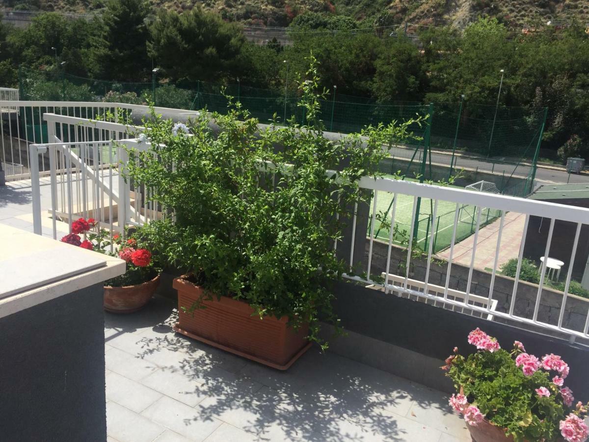 Apartment Sillemi - Casa Sille Letojanni Dış mekan fotoğraf